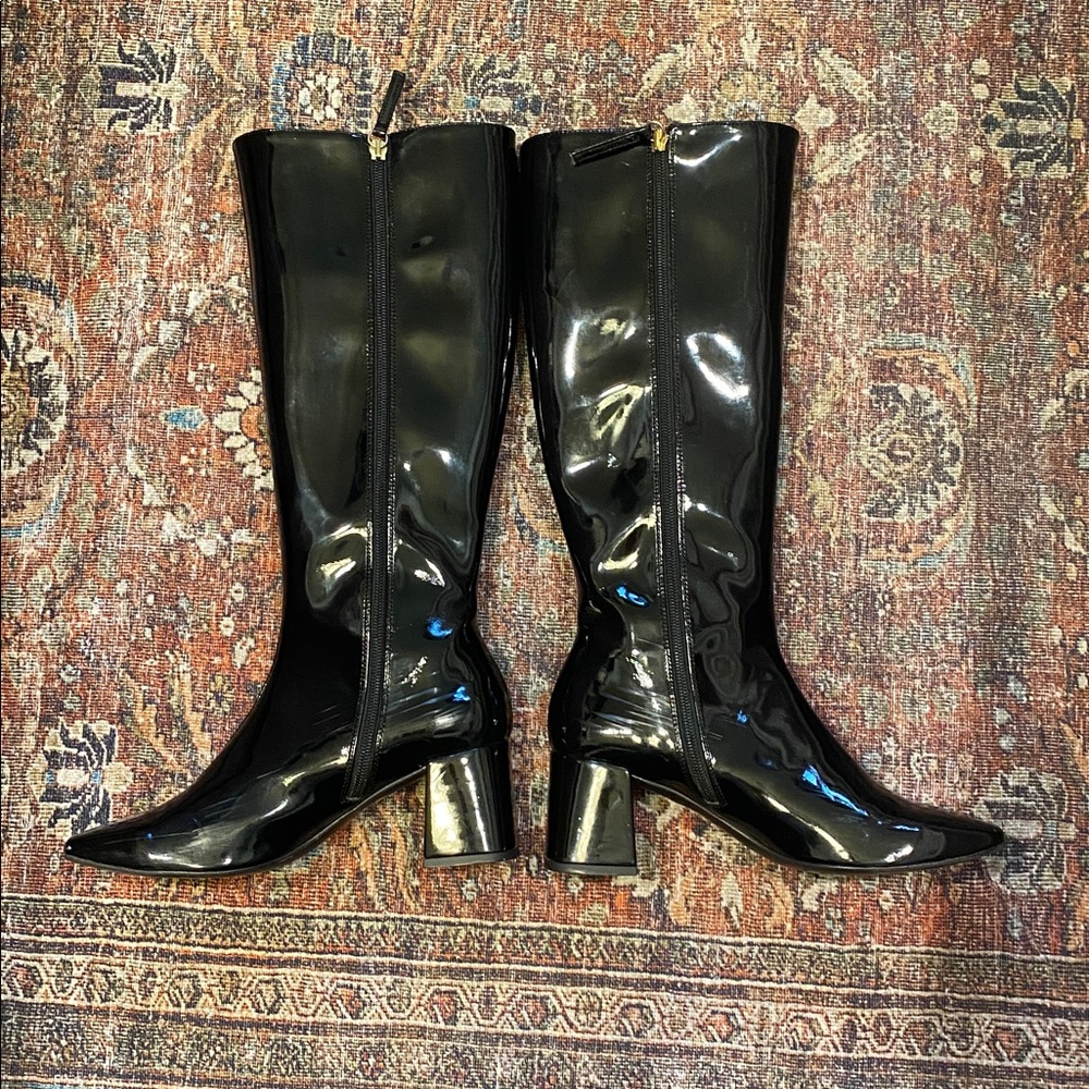 SVEGAN Black Patent Faux Leather Knee-High Boots. Block Heel. Size 38. Size Zip. - Picture 5 of 12